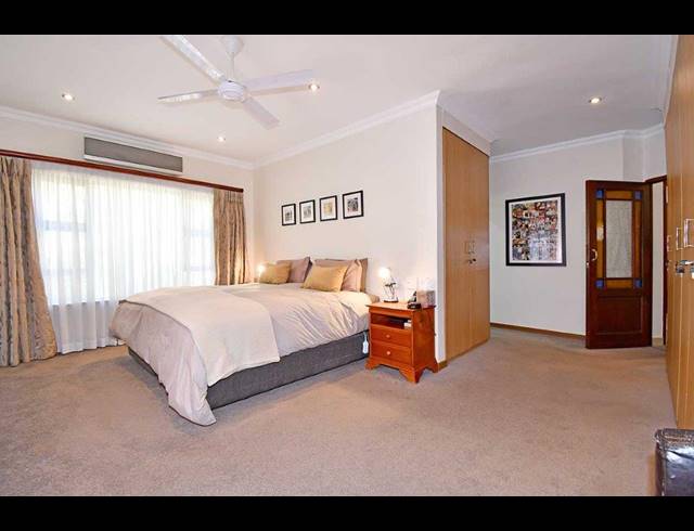 3 BEDROOM FREEHOLD FOR SALE IN CRAIGHALL